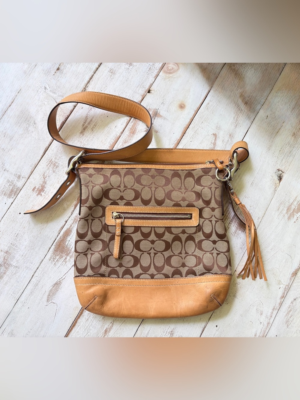 Authentic Y2K Coach Signature Canvas Slim Duffle Crossbody bag purse 9362 EUC